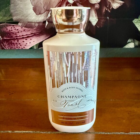 2 for $30 SALE - NEW Bath & Body Works CHAMPAGNE TOAST Body Wash Full Size 10oz - Picture 1 of 2